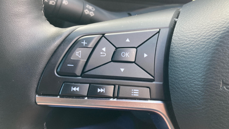 Nissan Juke 1.0 DiG-T Tekna 5dr Petrol Hatchback